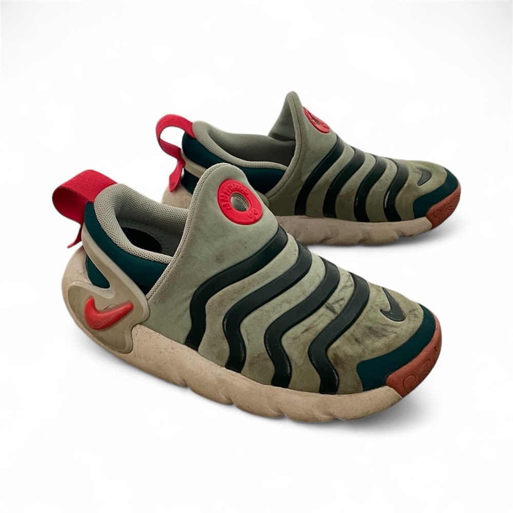 Nike Dynamo Go